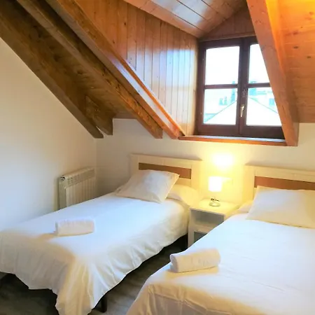 Sayo Ochenta Apartment Benasque